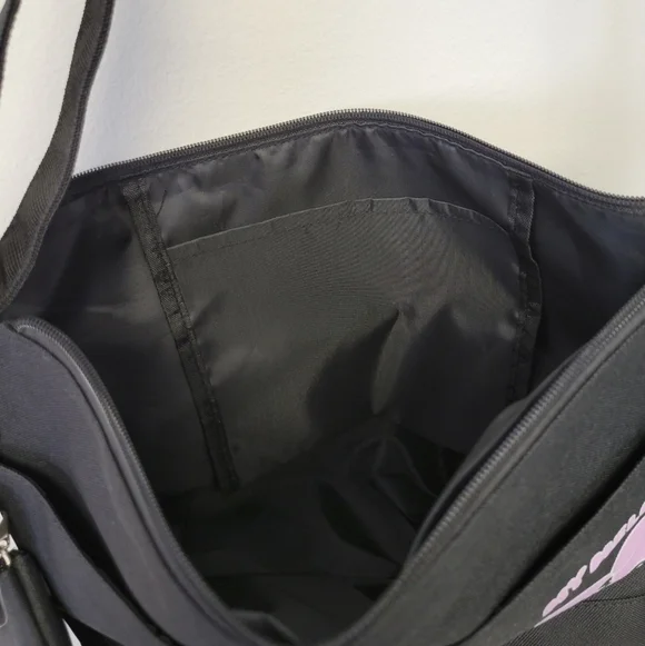 Sanrio My Melody Crossbody Bag & Pouch Black - Picture 6 of 11